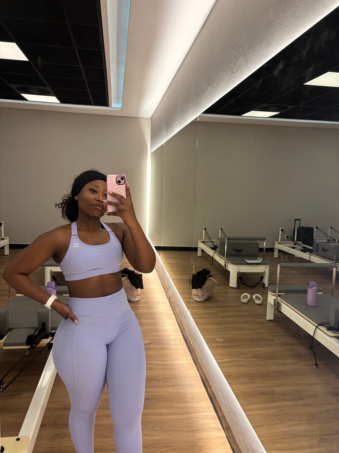Customer photo review of High Waist Pocket Leggings