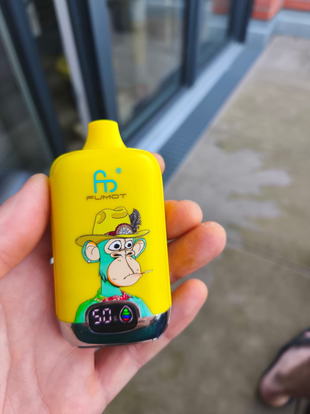 Customer photo review of RandM Tornado 12000 Banana Ice