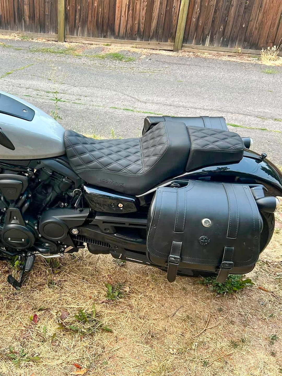 Customer photo review of 14L - Viper Medium Shock Cutout Harley Nightster RH975/S Leather Motorcycle Saddlebags