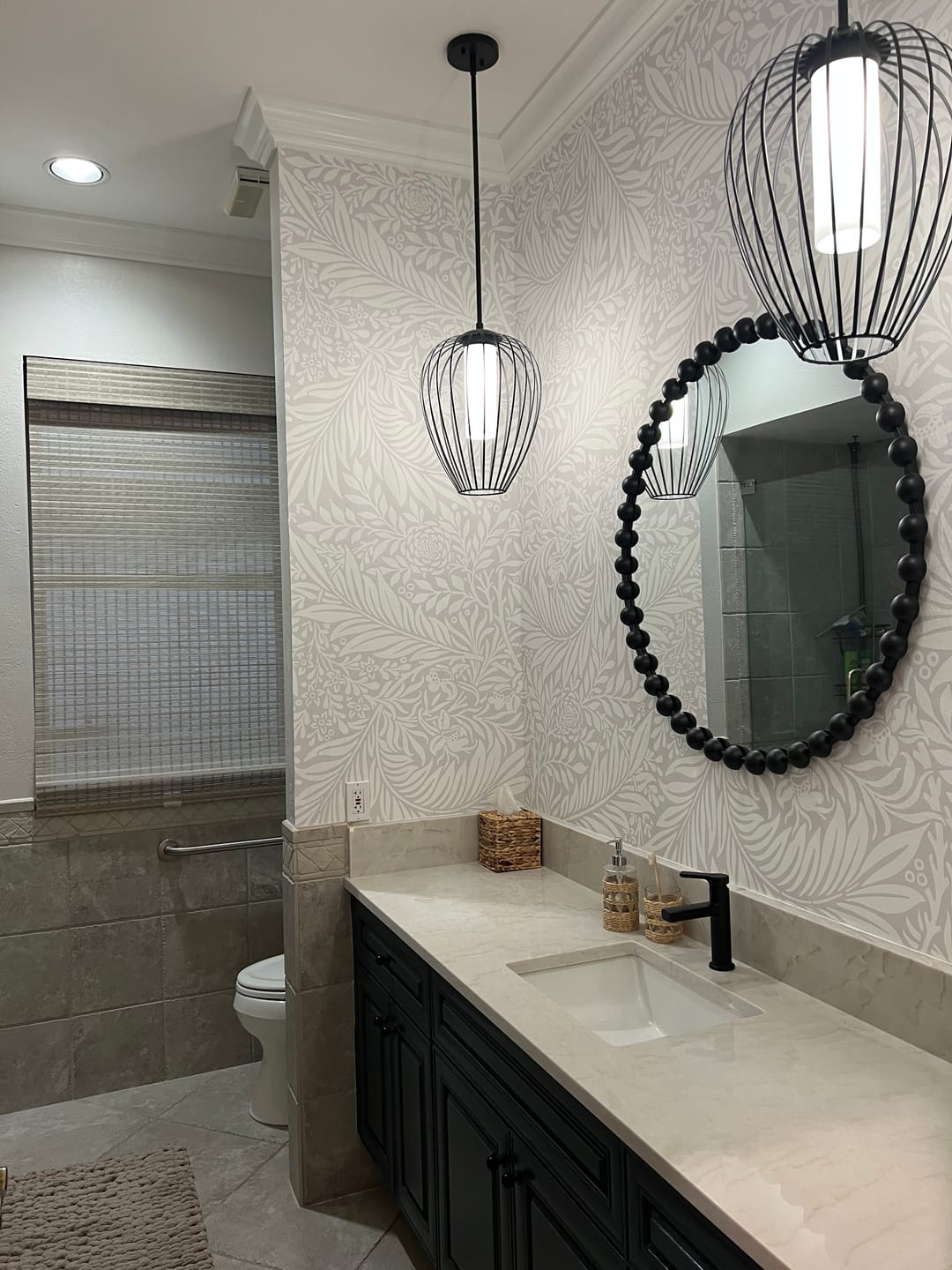 Customer photo review of Beatrix - Leaves & Branches Wallpaper