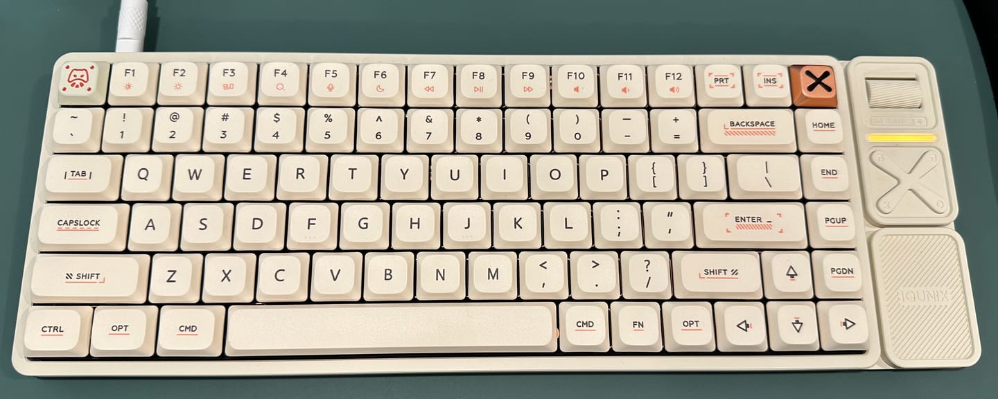Customer photo review of IQUNIX Magi75/96 Aluminum Low Profile Mechanical Keyboard