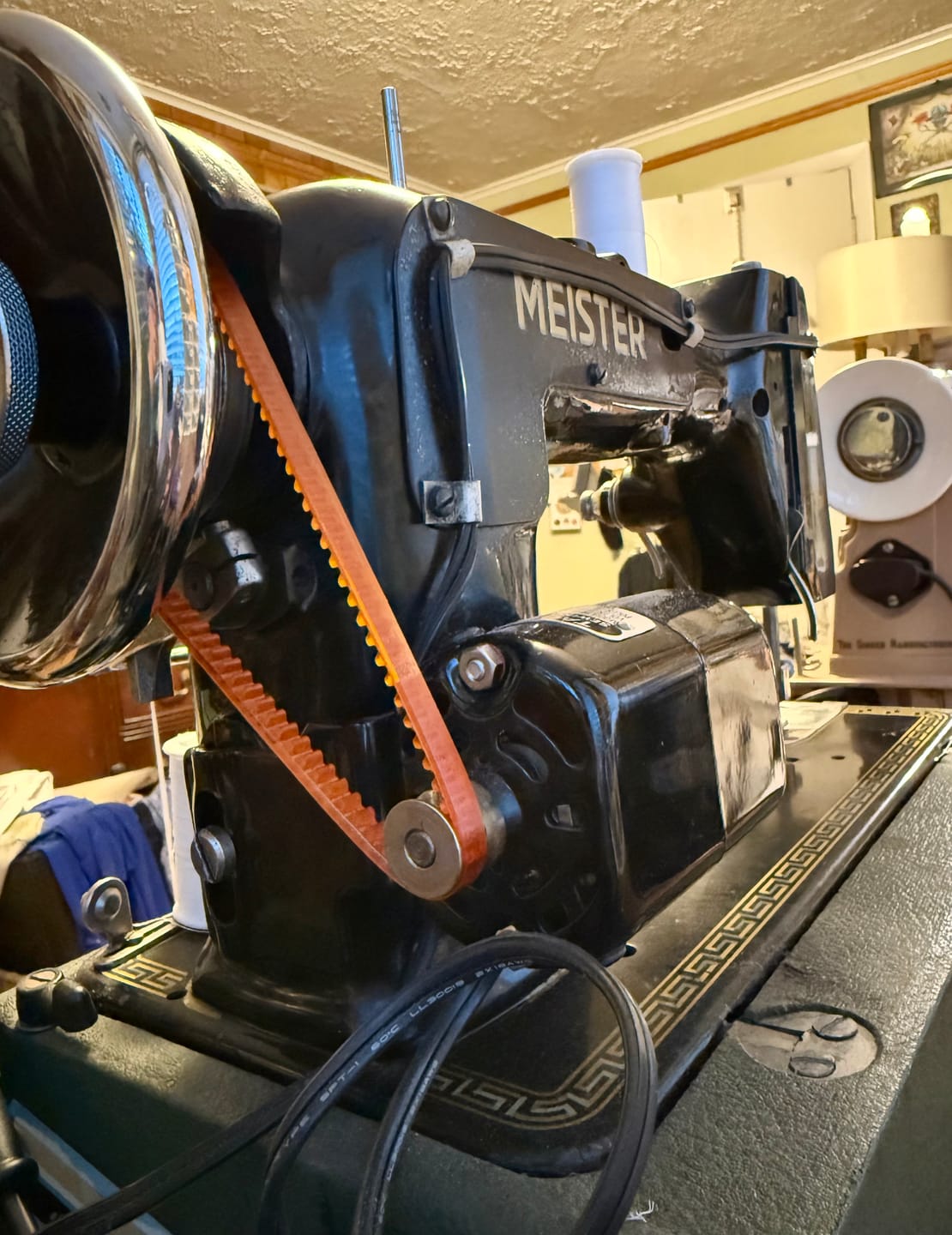 Customer photo review of Sewing Machine Lug Belt