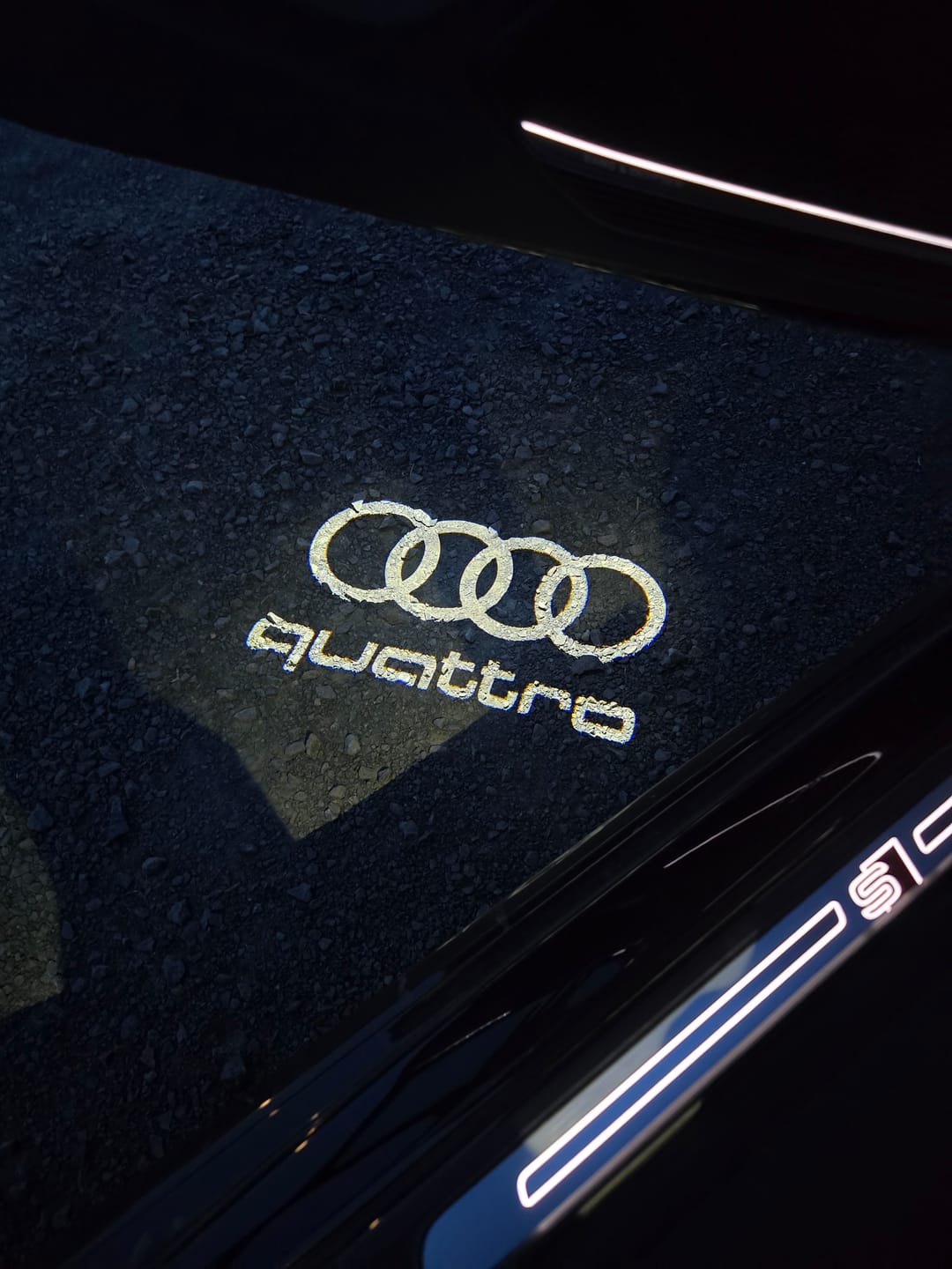 Customer photo review of AUDI DOOR LIGHTS