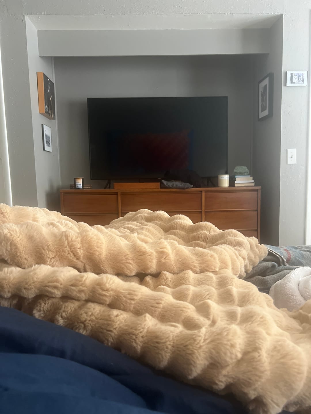 Customer photo review of Hugs Camp Green Blanket