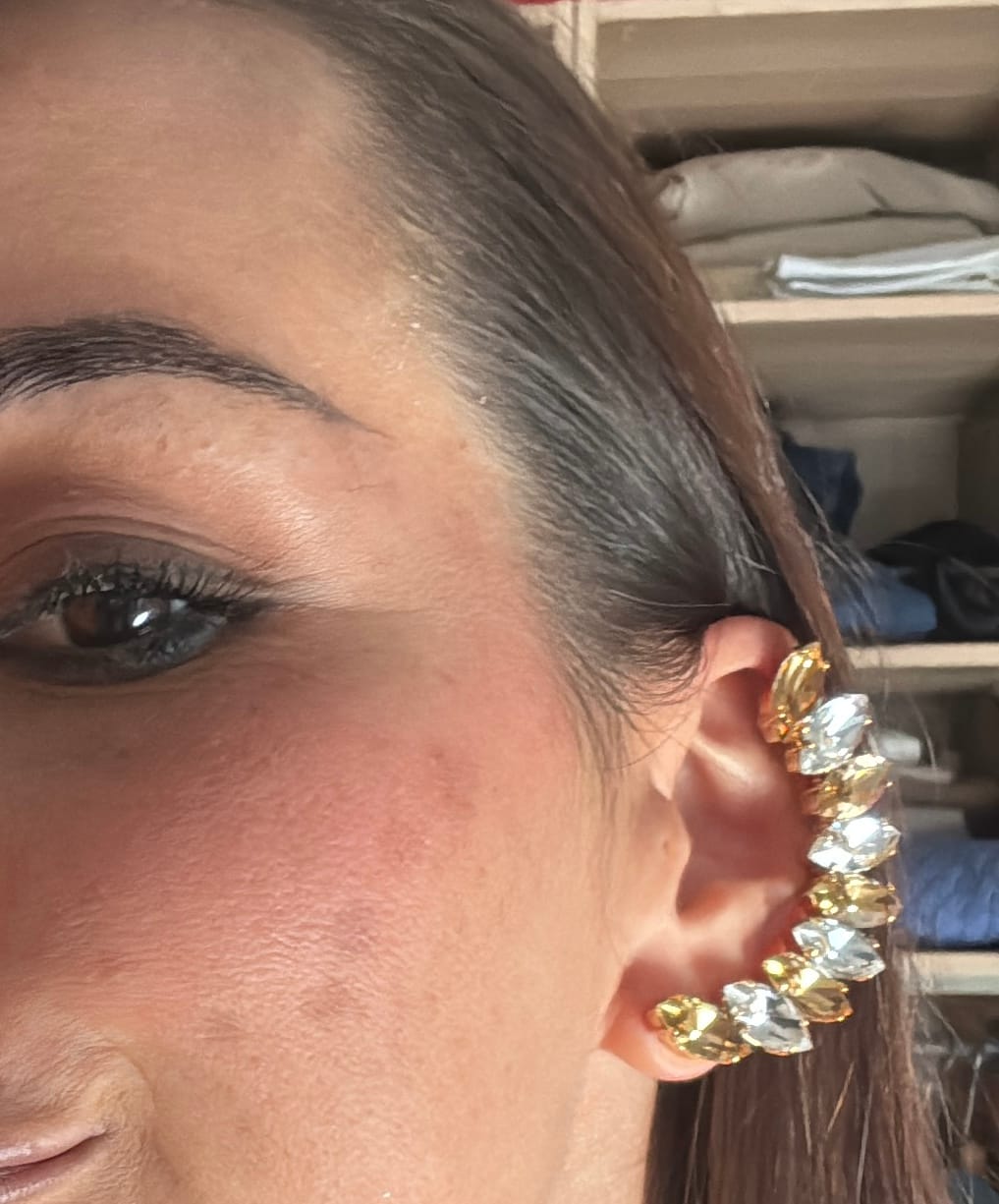 Customer photo review of Oops - Earcuff  (Orecchino che si indossa in 2 modi)
