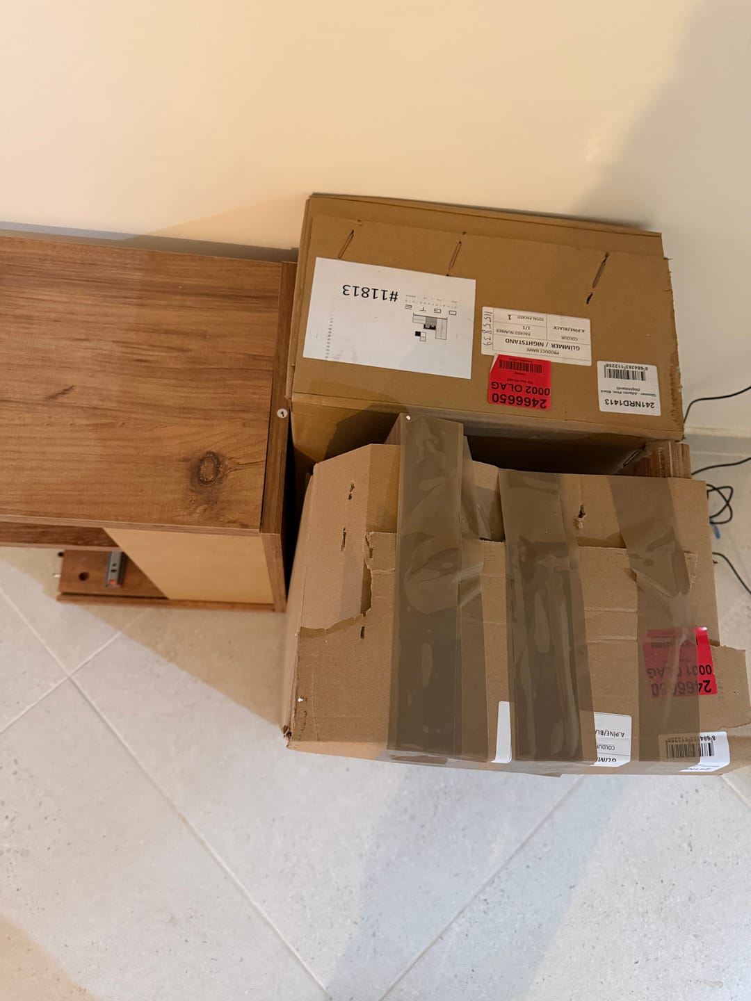 Customer photo review of Έπιπλο Τηλεόρασης TV Βάση Σύνθεση Atlantic Pine Μαύρο | 754NRD1108