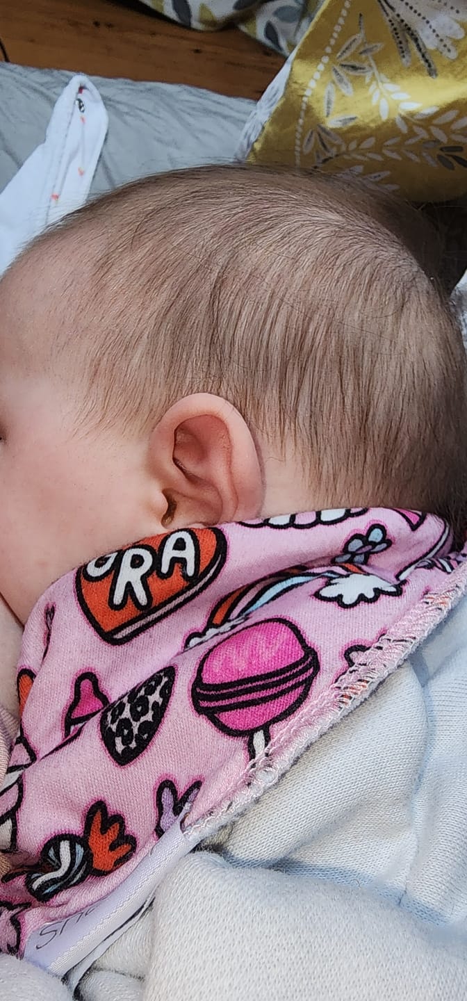 Customer photo review of Grá Teething Bib