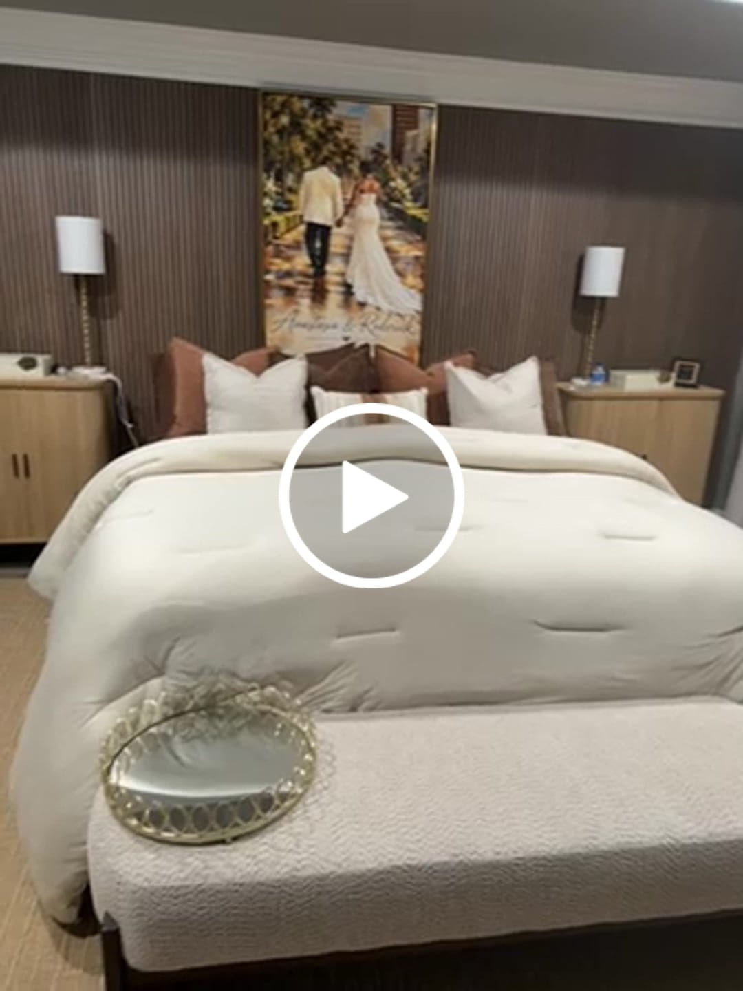Customer video review of MarshMellow Comforter