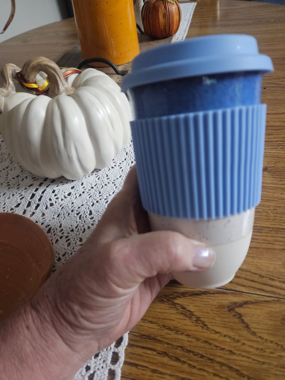 Customer photo review of Blue Lid and Sleeve for 16oz cup
