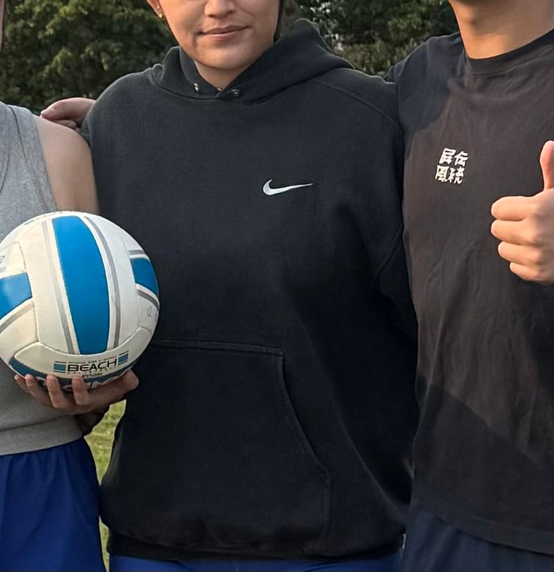 Customer photo review of Vintage 90s Black Nike Embroidered Hoodie (M/L)