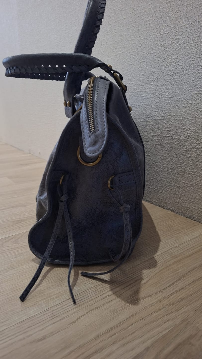 Customer photo review of It girl bag vintage blue