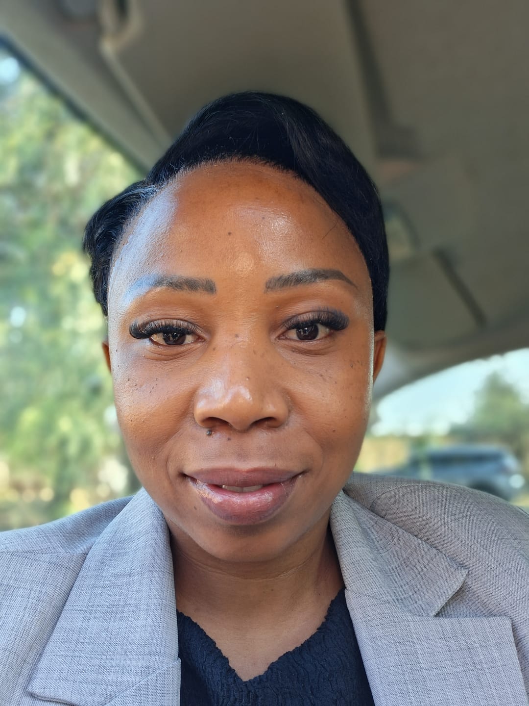 Customer photo review of TONI - Brazilian Pixie 13x4 - 10"
