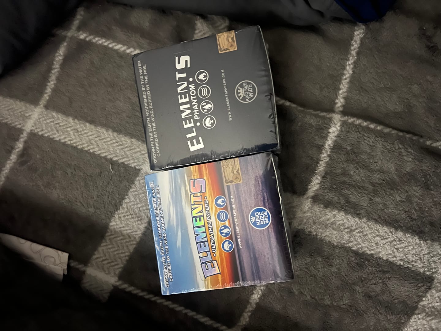 Customer photo review of Elements King Size Rolling Papers