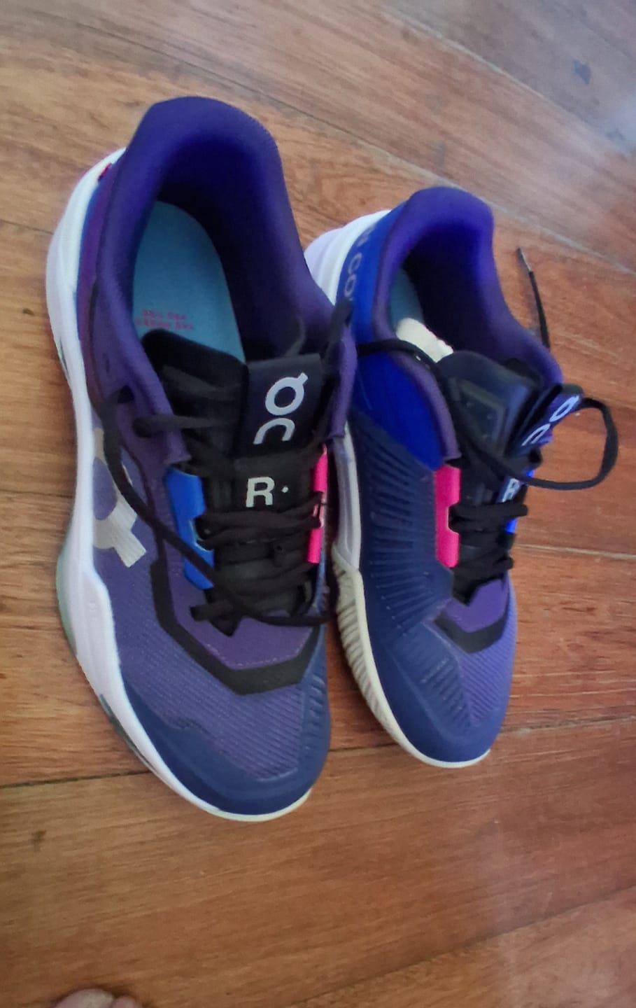 Customer photo review of Roger Pro Fire Clay Currant | Horizon - RFB