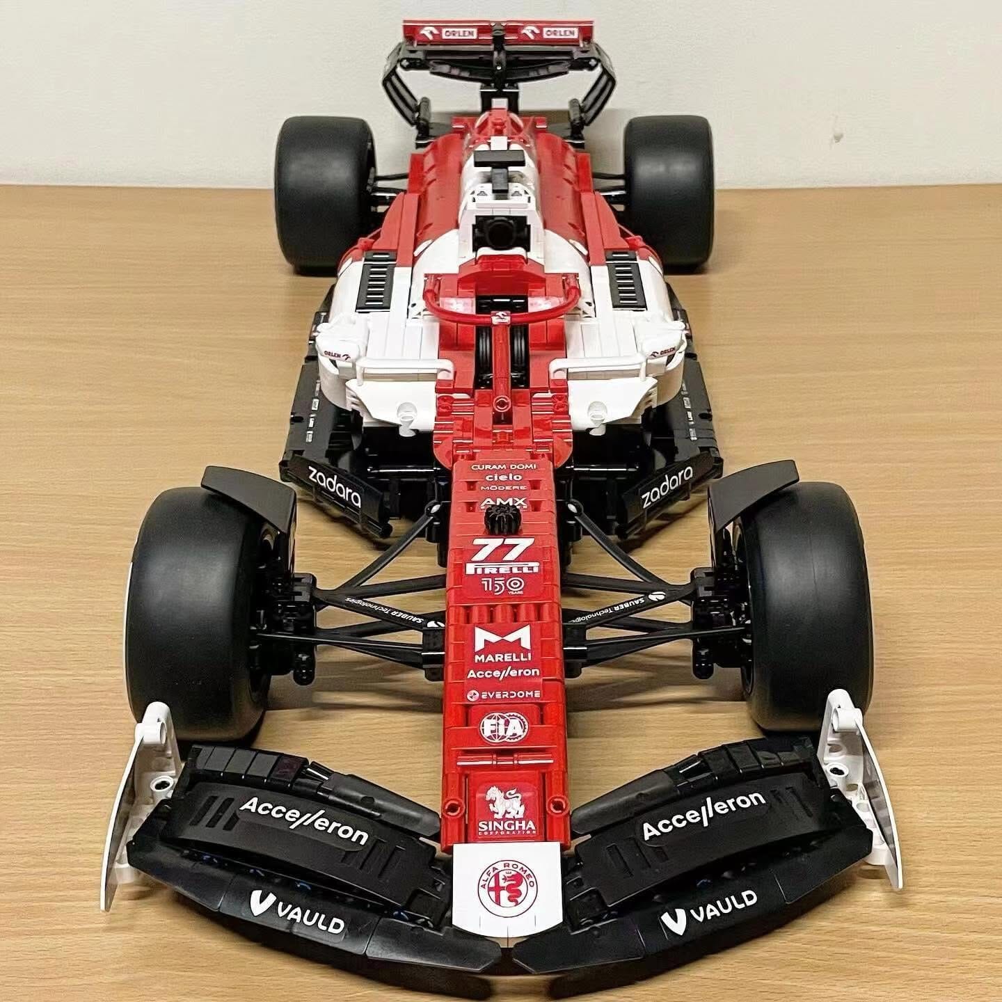 Customer photo review of Official 2022 Alfa Romeo F1