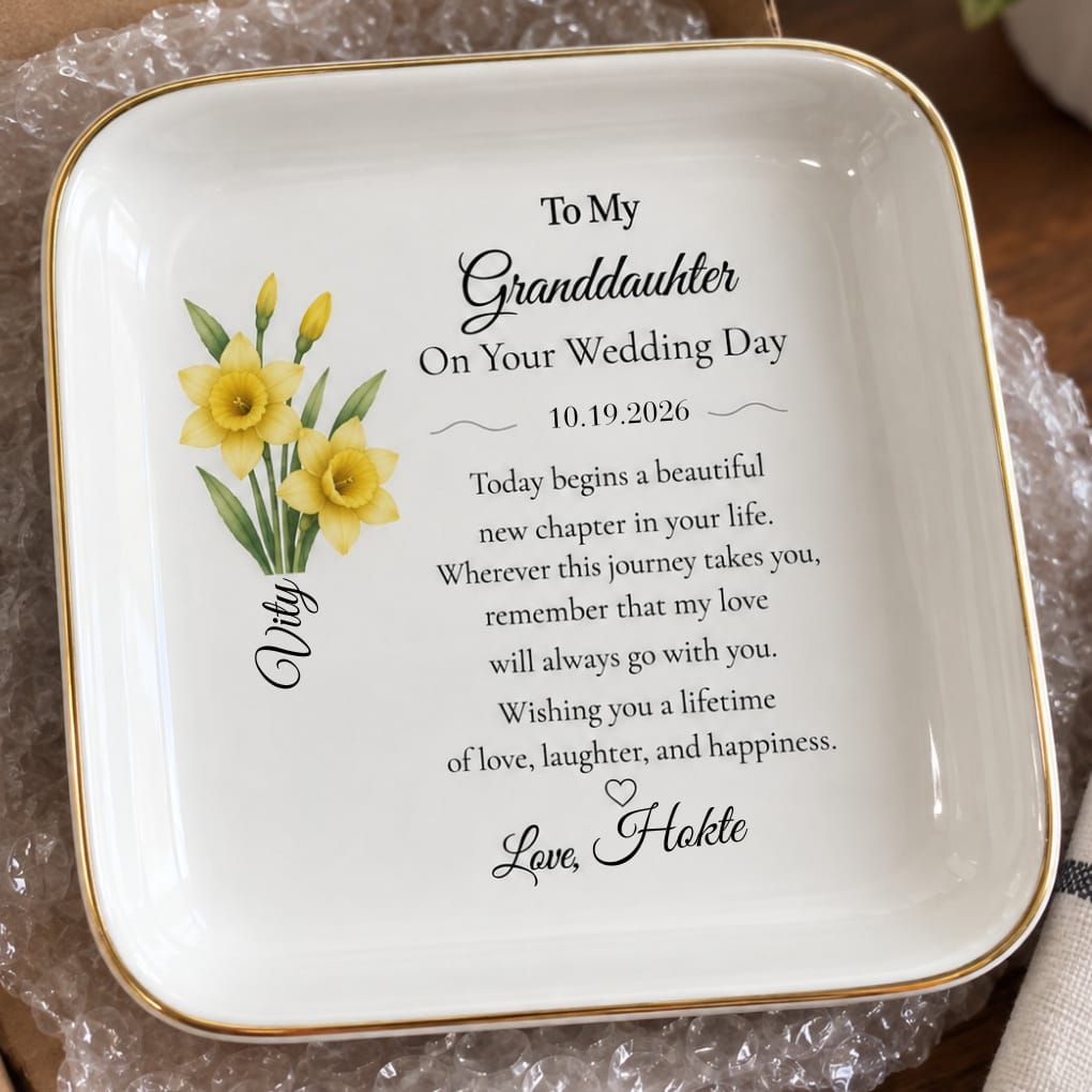 Customer photo review of Personalized Granddaughter Wedding Jewelry Dish