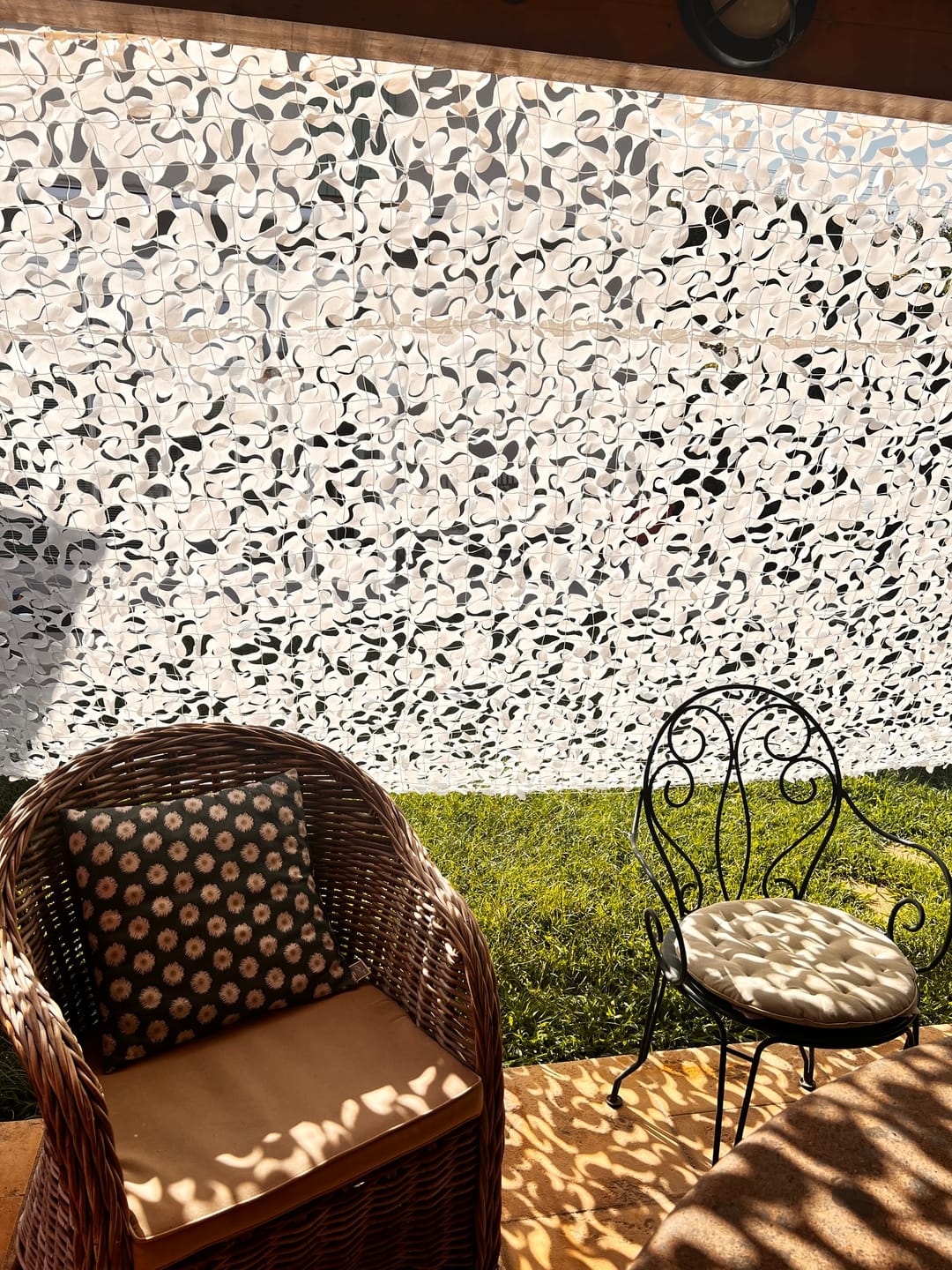 Customer photo review of Voile d'ombrage camouflage blanc