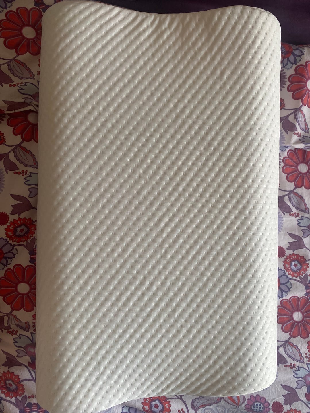 Customer photo review of Wavy Memory Foam Pillow