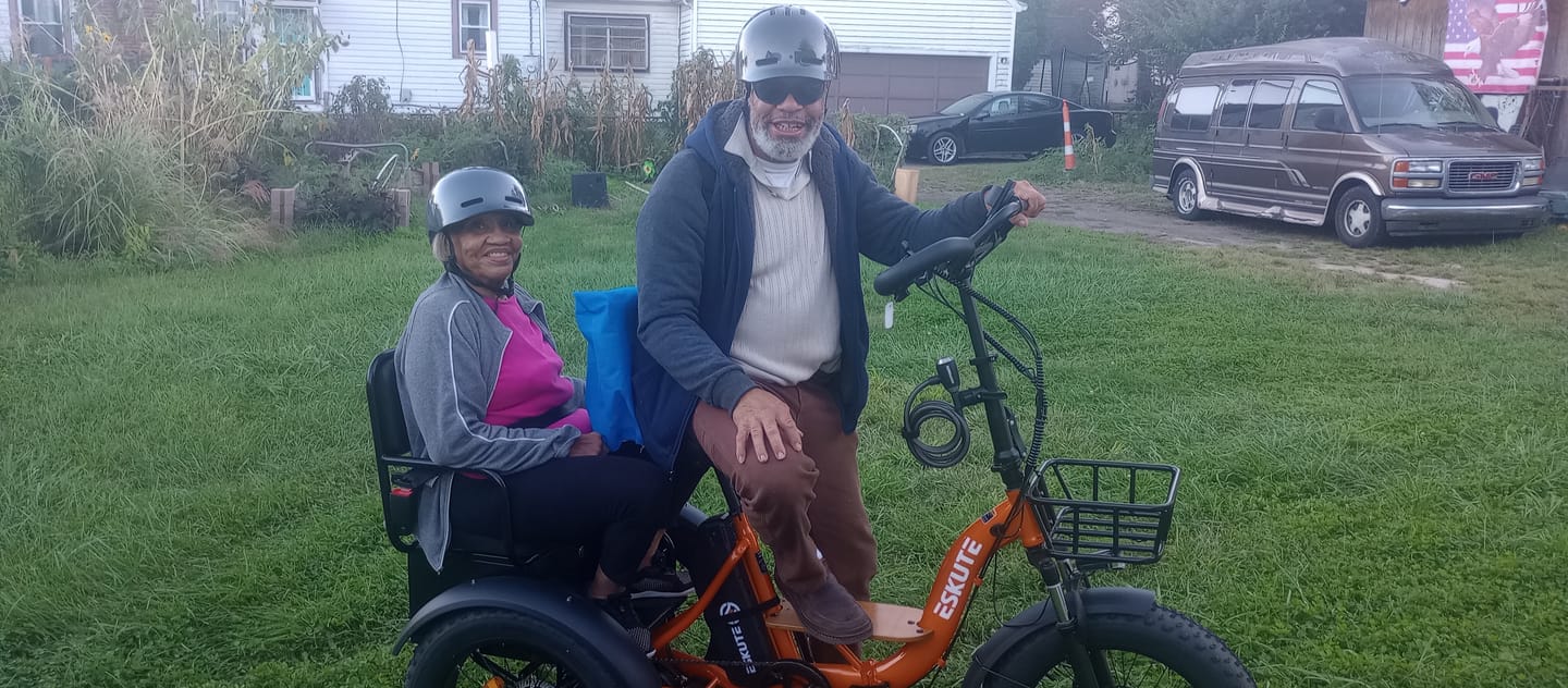 Customer photo review of Eskute® T300 Pro Folding Electric Trike with One-Button Reverse