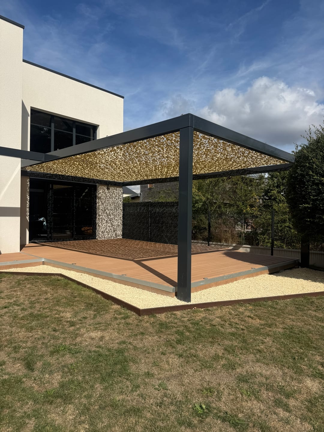 Customer photo review of Voile d'ombrage camouflage sable