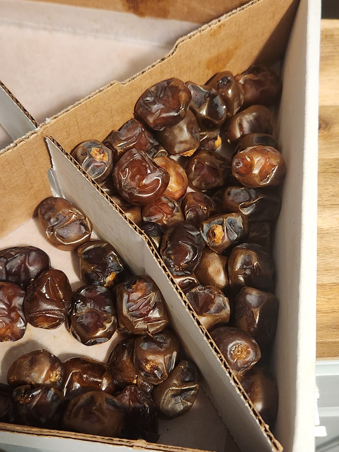 Customer photo review of Organic Barhi Dates Box