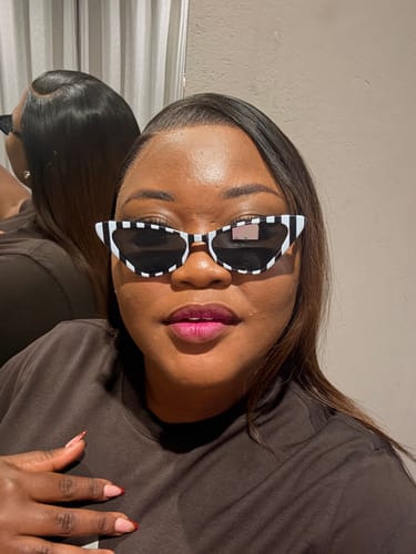 Customer photo review of Vietnamese Super Double Drawn Bone Straight Ombre Chocolate Brown Wigs