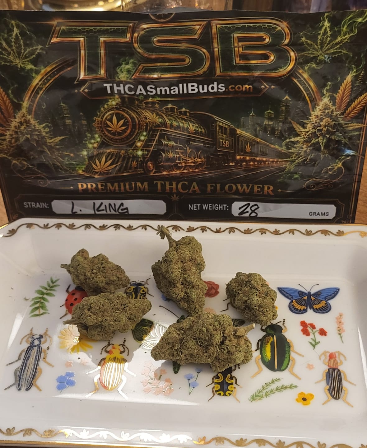 Customer photo review of Lyon King THCA Flower
