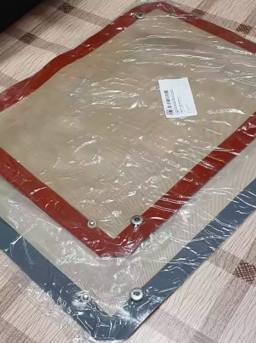 Customer photo review of Leakproof Baking Mat That Snaps Into a Tray