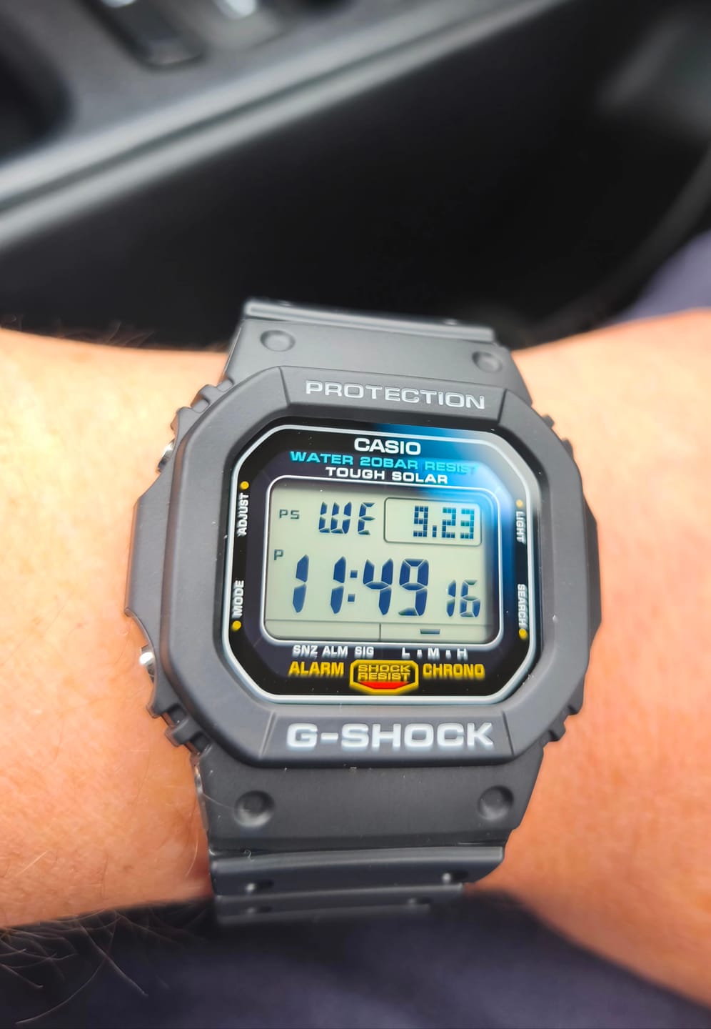 Customer photo review of Reloj Casio G-Shock Vintage G-5600UE-1 Tough Solar