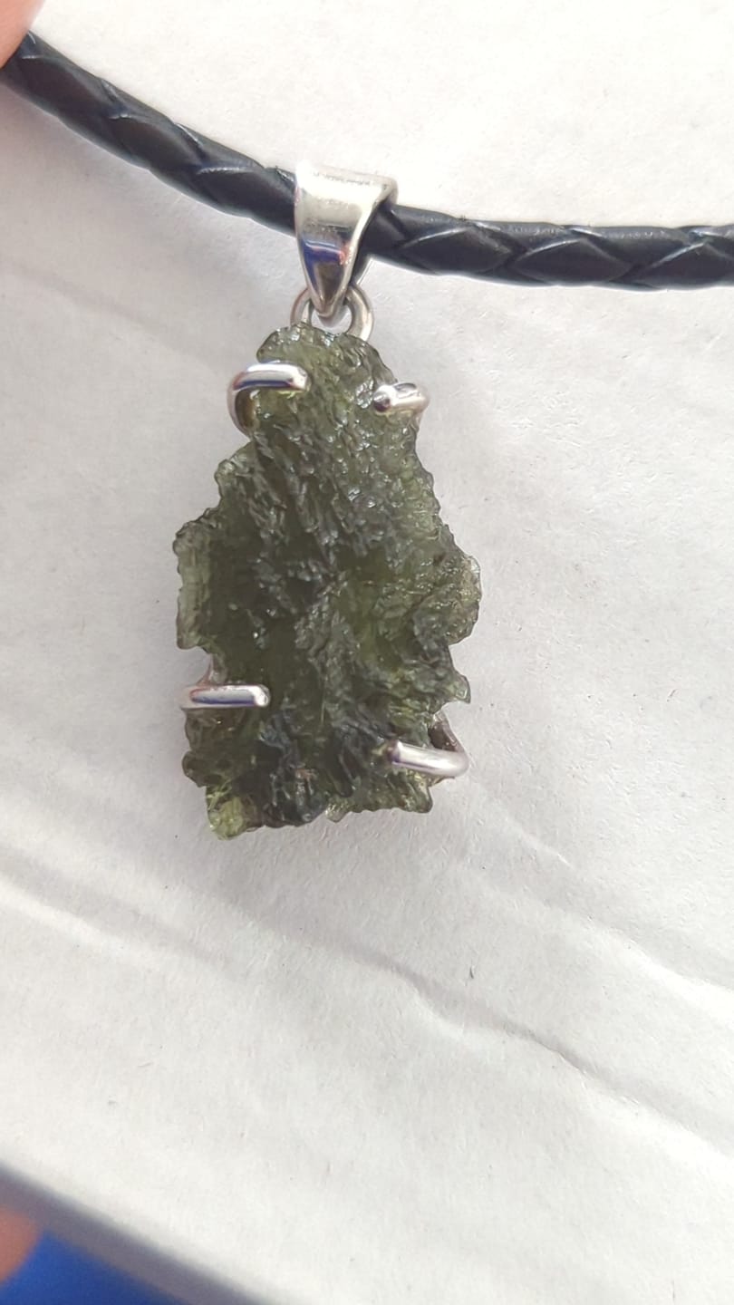 Customer photo review of Moldavite - Necklace pendant - Rough