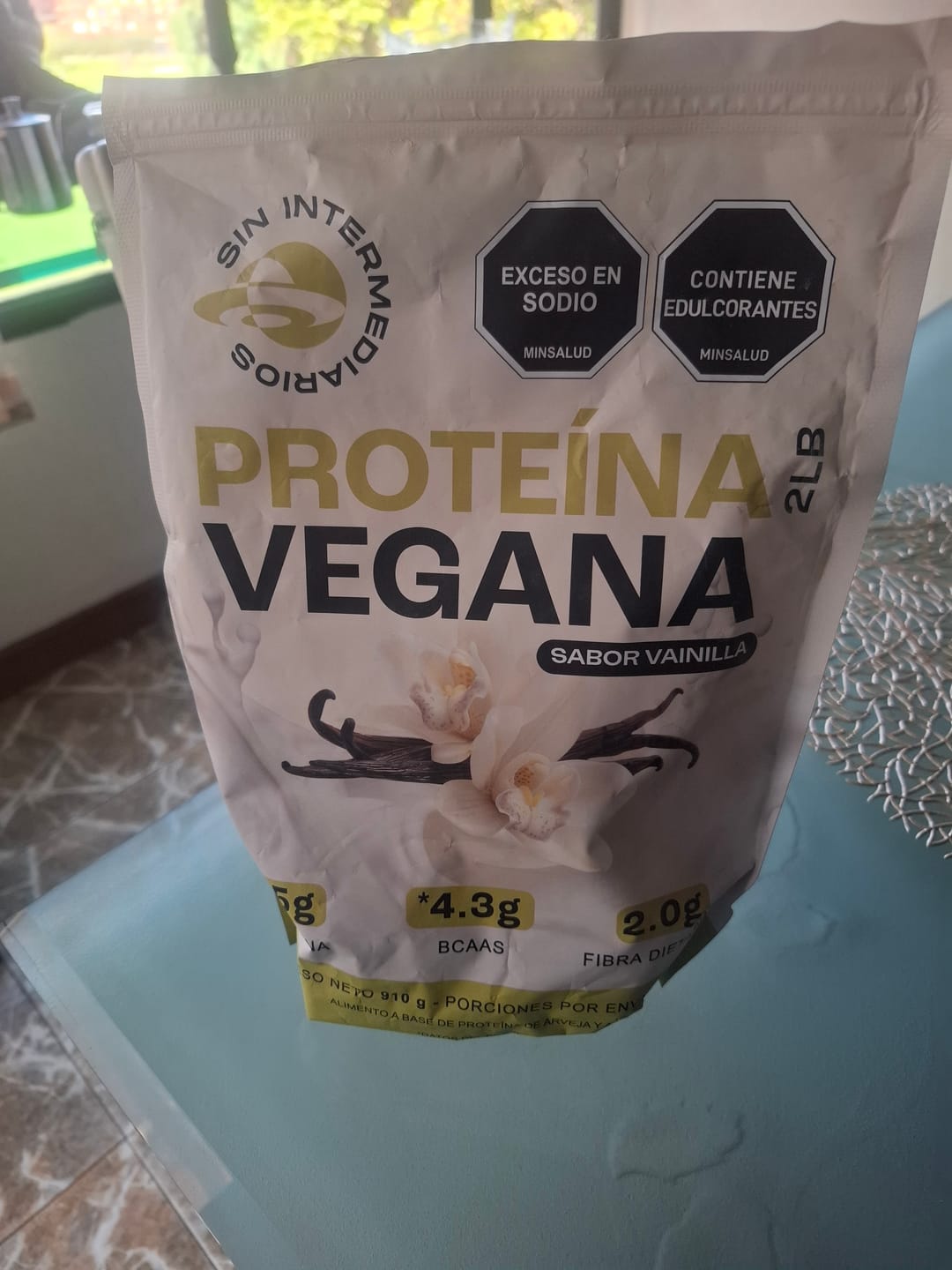 Customer photo review of Proteína Vegana