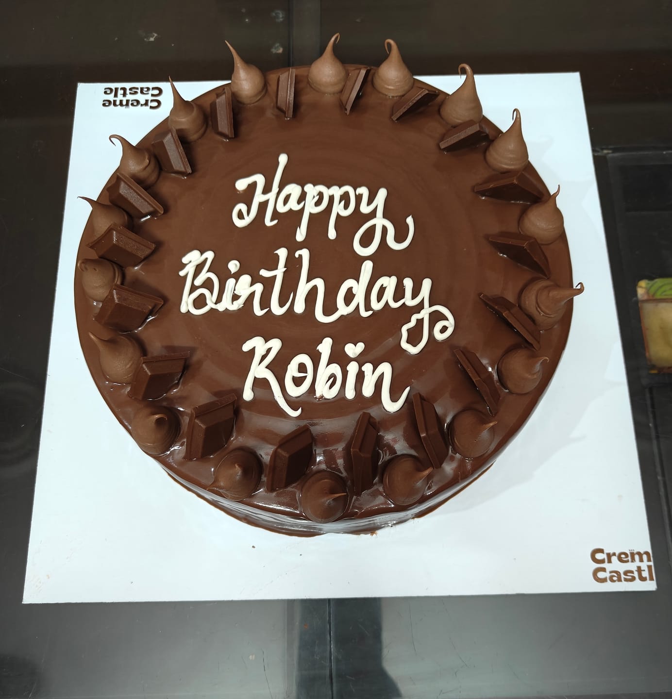 Customer photo review of Classical Dairy Milk Cake