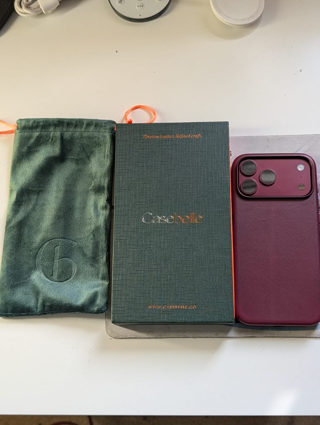 Customer photo review of iPhone 18 Pro Max Leather Case - MagSafe - Burgundy