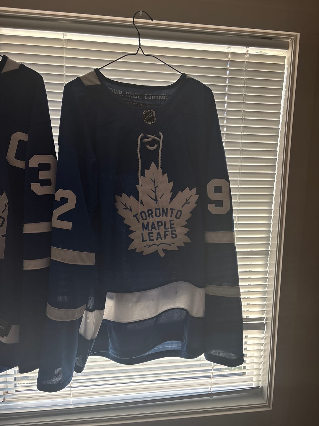 Customer photo review of Max Domi Toronto Maple Leafs 11 Jersey