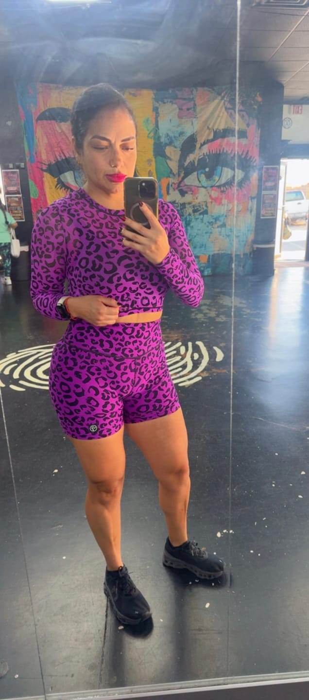 Customer photo review of Ultrabright Long Sleeve Mesh Crop Top