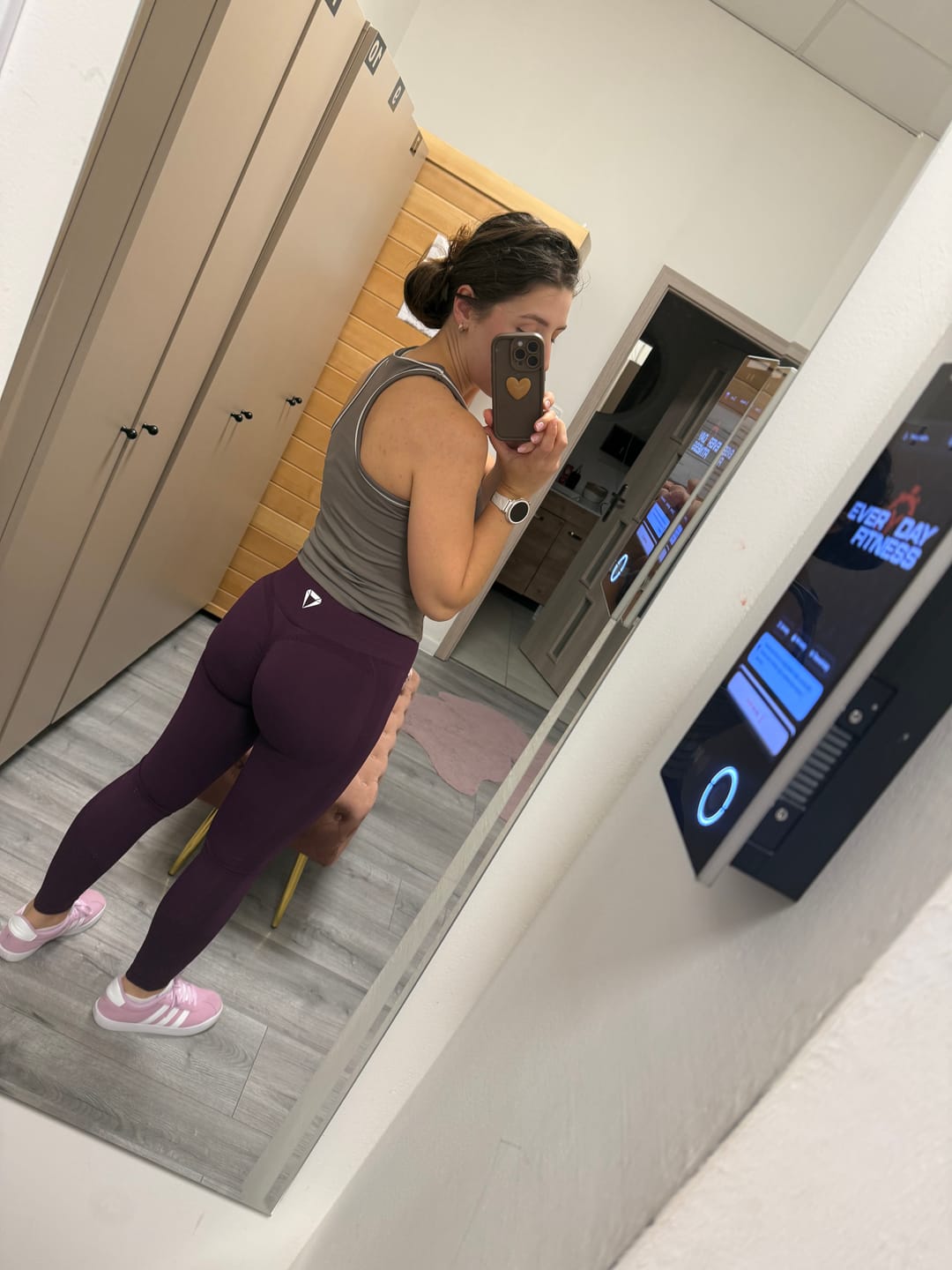 Customer photo review of MOTION HIGH WAIST SCRUNCH LEGGINGS