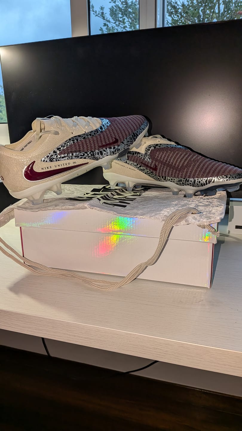 Customer photo review of Nike Phantom 6 Low FG