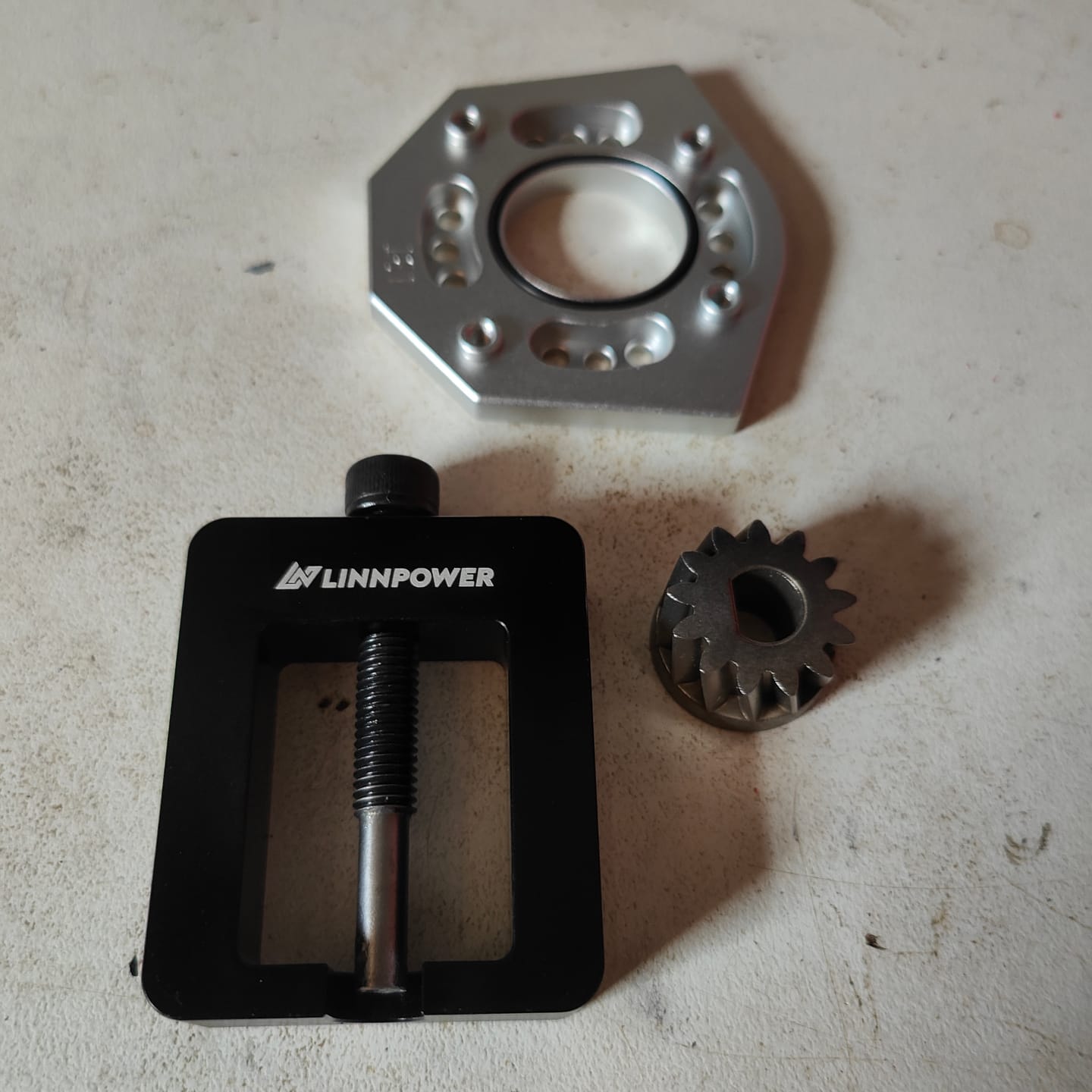 Customer photo review of Acedeck®x Linnpower® CNC Motor Pulley Removal Tool