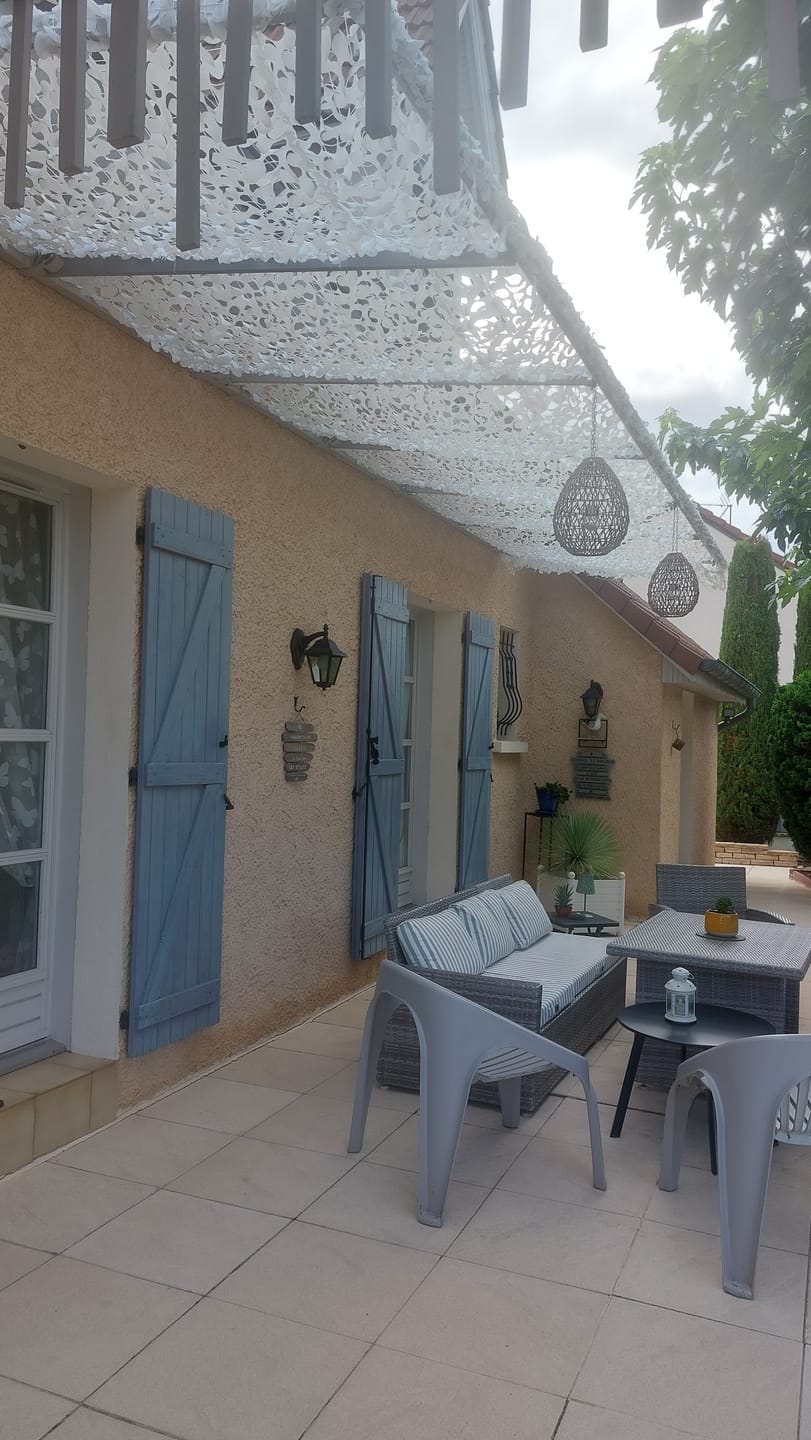 Customer photo review of Voile d'ombrage camouflage blanc
