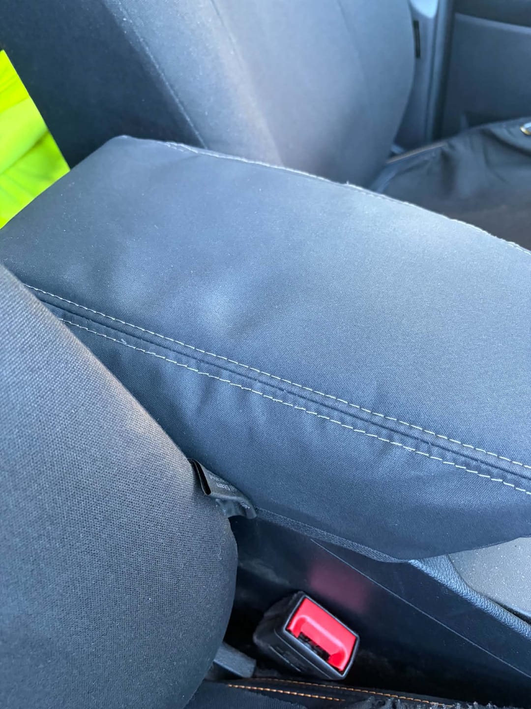 Customer photo review of Ford Next-Gen Ranger T6.2 - Wildtrak, Wildtrak X, Platinum & Stormtrak - XP7 Heavy-Duty Canvas Console Lid Cover (In Stock)