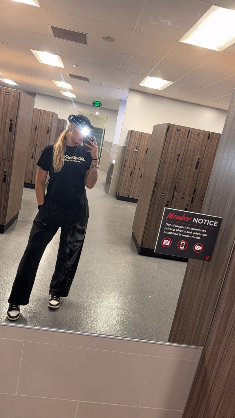 Customer photo review of 2125 - Divine Sweats