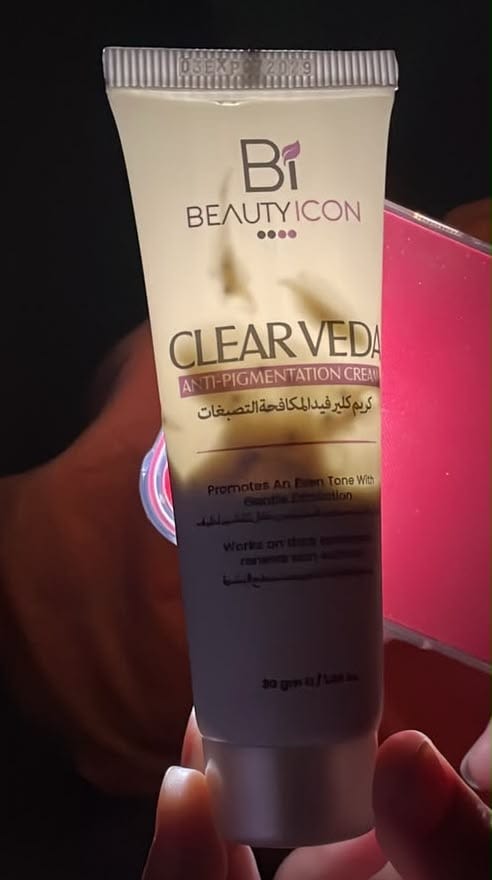 Customer photo review of Clear Veda Anti Pigmentation Cream