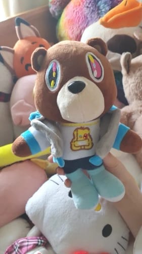 Customer photo review of Peluche oso Graduation Kanye West
