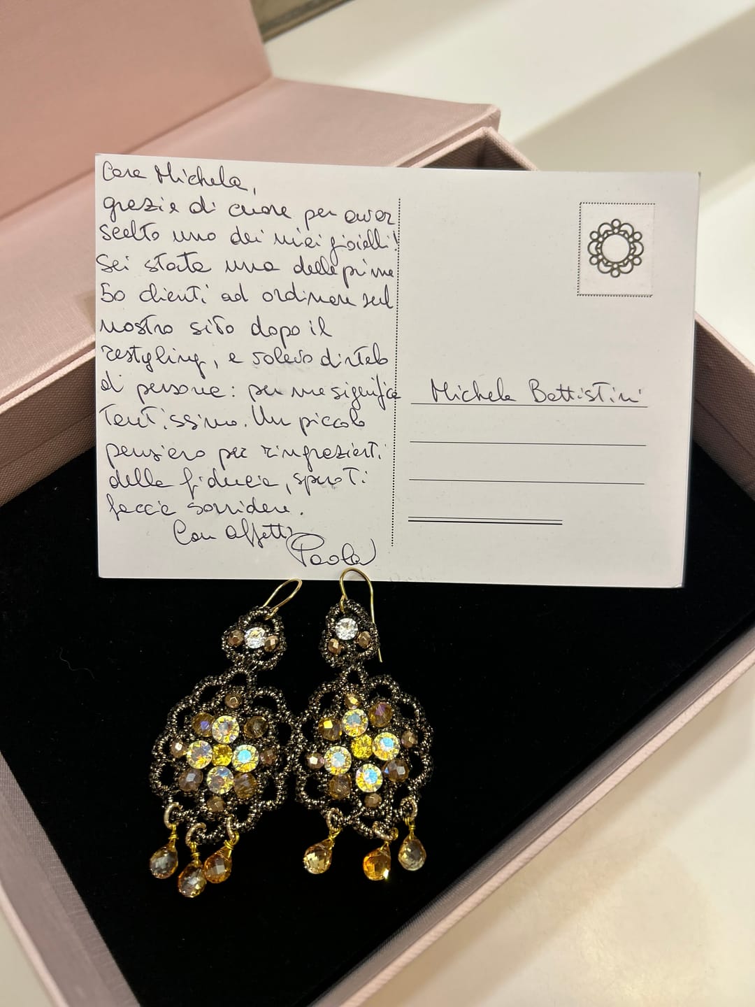 Customer photo review of Orecchini Cinnamon