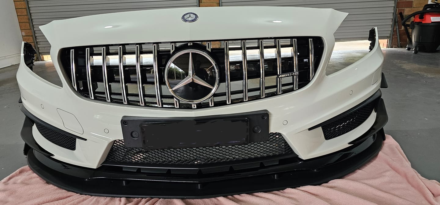 Customer photo review of AMG Panamericana Style Grille for Mercedes-Benz A Class W176 2013-2015 - Silver