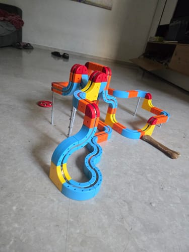 Customer photo review of מודינו רייל - רכבת מגנטית חשמלית