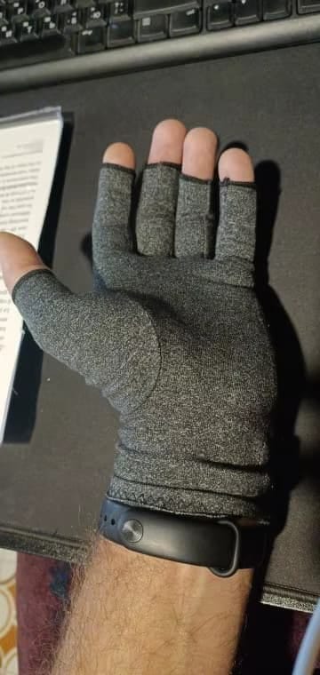 Customer photo review of Gants de compression en bambou
