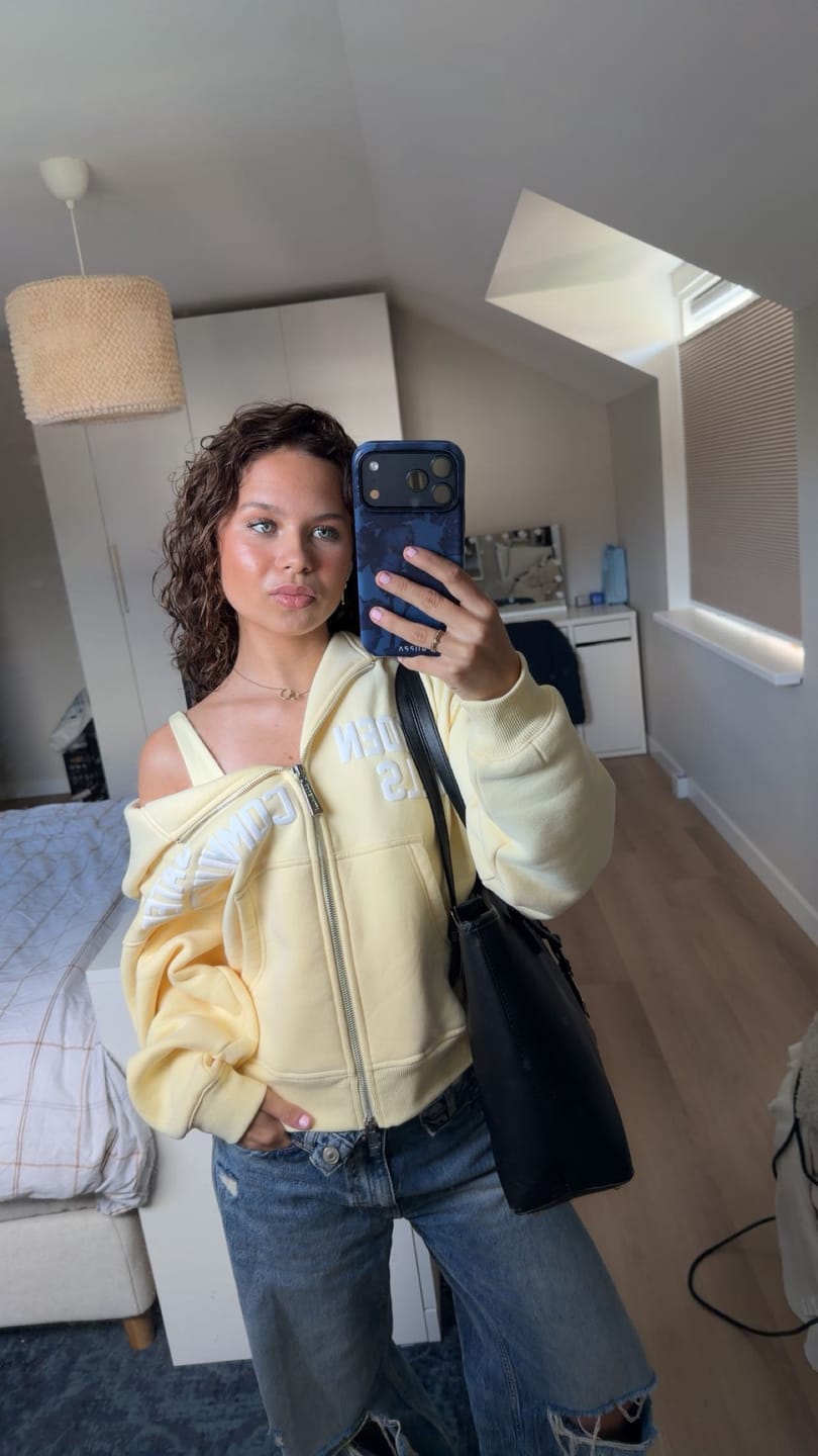 Customer photo review of GATED COMMUNITY ZIP HOODIE BUTTER YELLOW