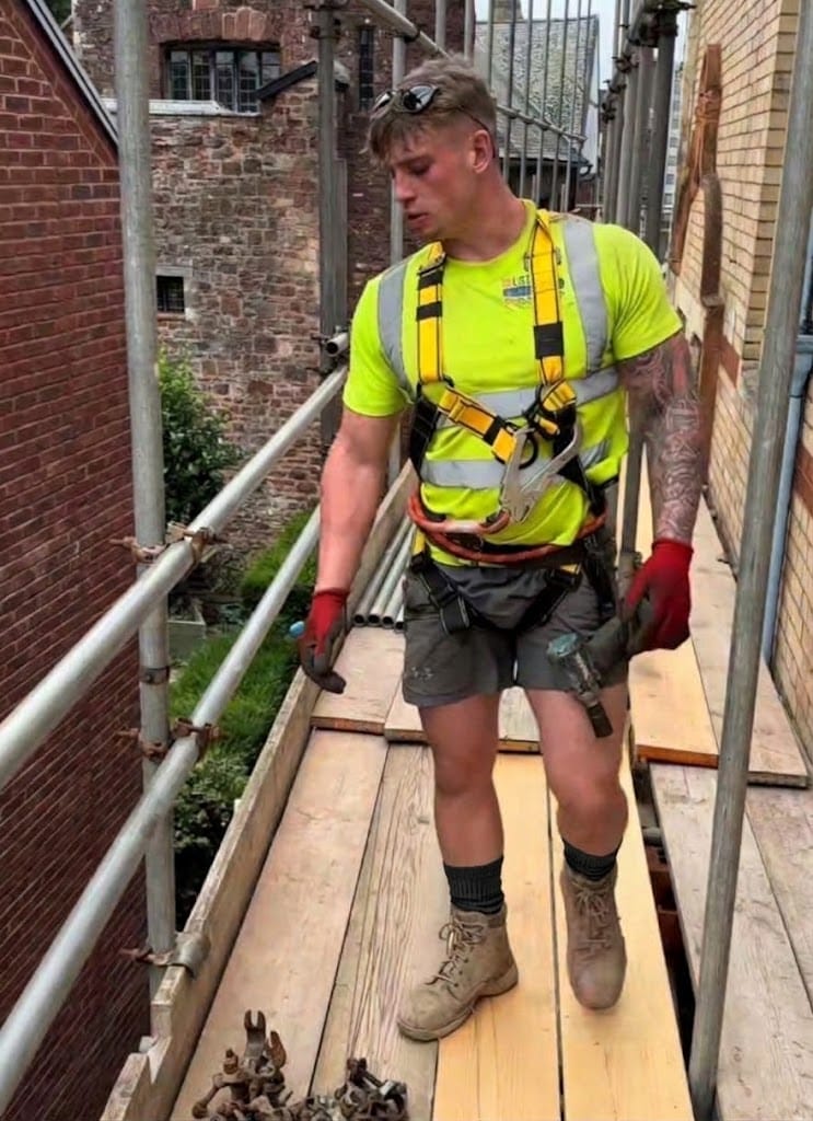 Customer photo review of Snuggi Cushioned Work Socks