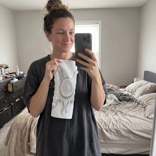 Customer photo review of MoveBrio - Rodillera Ajustable